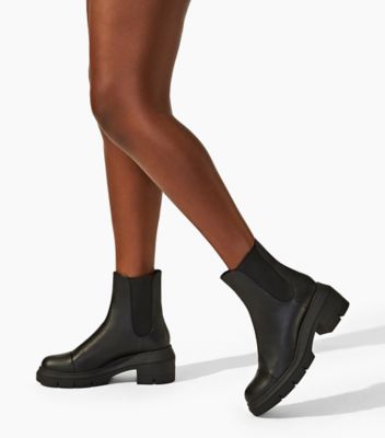 Stuart weitzman shop chelsea boots