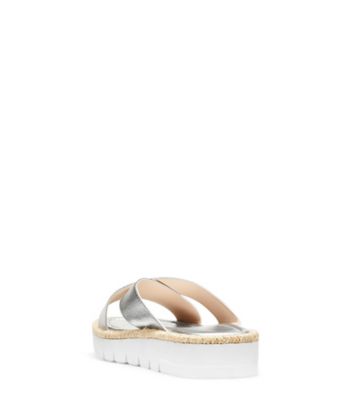 Stuart Weitzman,ROZA LIFT SLIDE,Slide,Cuir métallique texturé,Argent