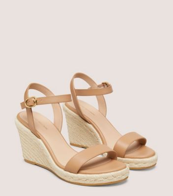 Stuart Weitzman,TEDDI WEDGE,Sandal,Smooth Leather,Sandalwood,Angle View