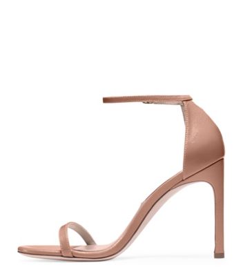 Stuart Weitzman,NUDISTSONG,Sandal,Cuir verni caviar,Poudré naturel