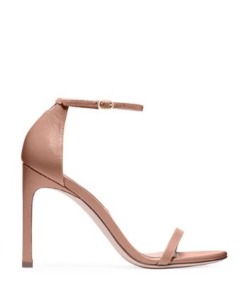 Stuart Weitzman,NUDISTSONG,Sandal,Cuir verni caviar,Poudré naturel