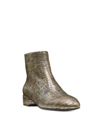 Stuart weitzman instep cheap block heel ankle boots