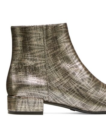 Quartz 25 Bootie Stuart Weitzman