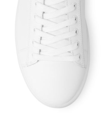 stuart weitzman livvy