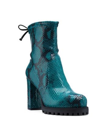 Stuart Weitzman,BENITA LUGG,