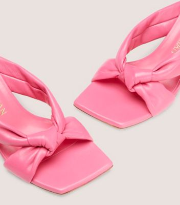 Stuart Weitzman,Playa 75 Knot Sandal,Slide,Lacquered Nappa Leather,Hot Pink,Detailed View