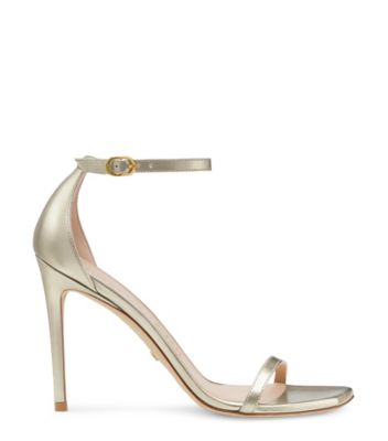 Stuart Weitzman,Sandale à sangle Nudistcurve 100,Sandal,Cuir métallique liquide,Or platino,Front View