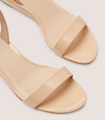 Stuart Weitzman,Sandale à talon compensé avec sangle de cheville Avenue 35,Sandal,Cuir verni,Beige doré