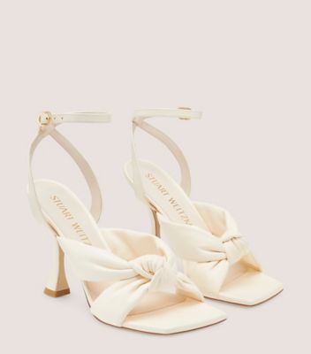 Stuart Weitzman,Playa Ankle-Strap 100 Knot Sandal,Sandal,Lacquered Nappa Leather,Seashell,Angle View