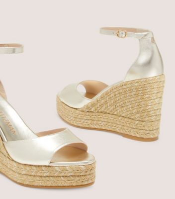 Stuart Weitzman,Nudistcurve Espadrille Wedge,Sandal,Liquid Metallic Leather,Platino Gold,Detailed View