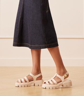 Stuart Weitzman,SANDALE DE PÊCHEUR NOLITA,Sandal,Cuir nappa verni,Coquillage ton sur ton