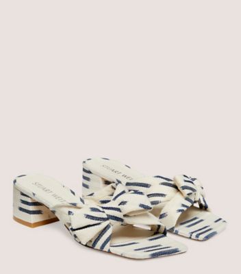 Stuart Weitzman,SANDALE MULE SOFIA 45,Slide,Tissu jacquard tissé ikat,Naturel et indigo,Angle View