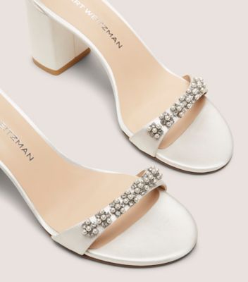 Stuart Weitzman,Sandal,Satin, cristal et perle,Crème