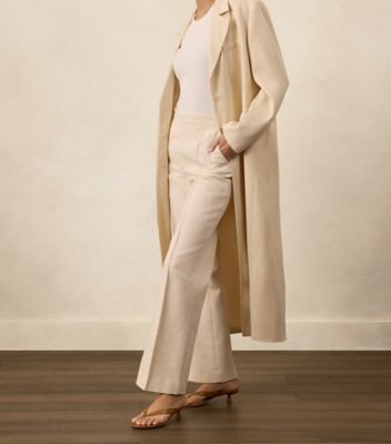 Stuart Weitzman,RIO SLEEK SANDAL 35,,Shoe on tall model