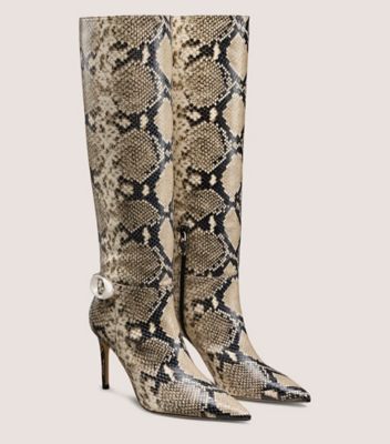 Stuart Weitzman,BOTTE À BOUCLE GÉANTE STUART,Boot,Cuir à imprimé serpent,Noir et blanc,Angle View